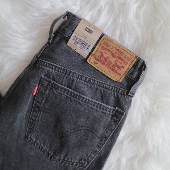 Levi's Women's Straight Leg Jeans - Black - Picture 5 of 10
